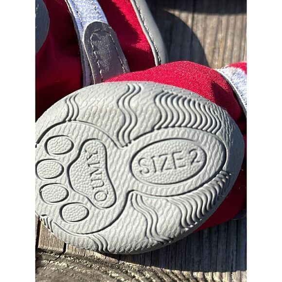 Qumy Red Boots
Size 2 - Picture 6 of 7